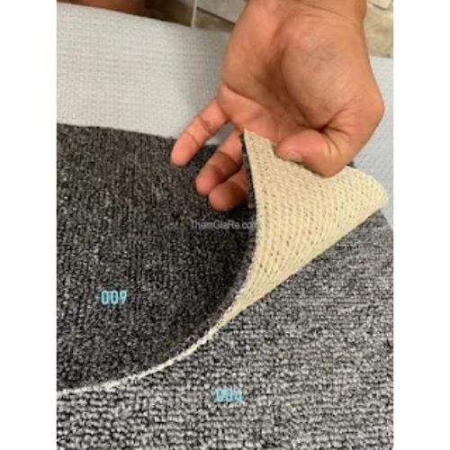 Hình ảnh cận cảnh chất liệu, độ dày thảm cuộn Indonesia mã TB-009