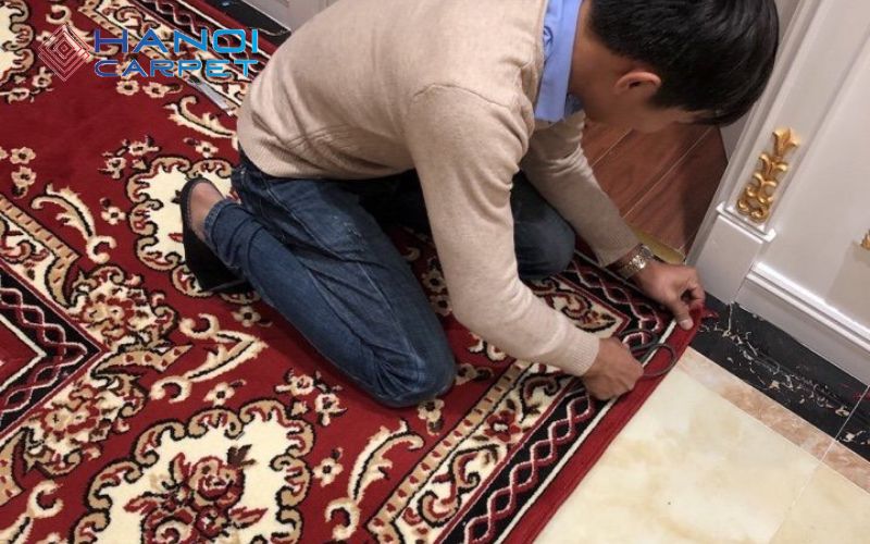 Cắt chỉnh lại thảm theo kích thước mong muốn khi chọn sai kích thước