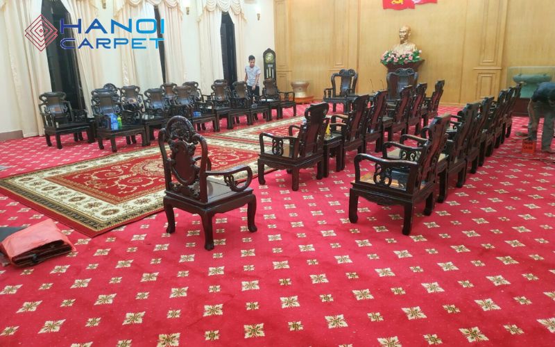 Tận dụng lớp lót hoặc miếng thảm khác ghép thêm