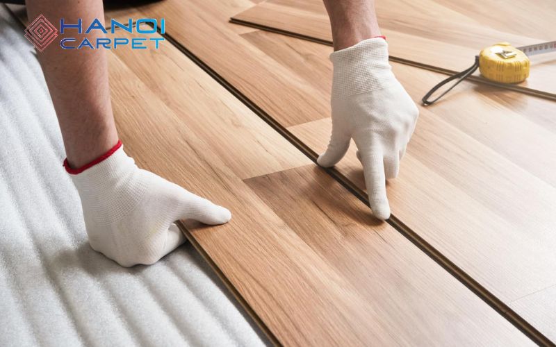 Lắp đặt sàn gỗ công nghiệp cải tạo sàn nhà cũ