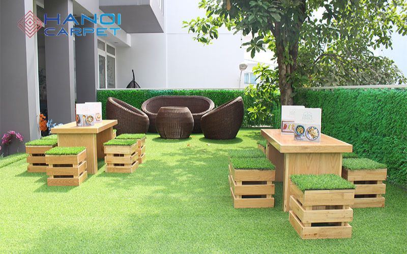 Thảm cỏ cho quán cà phê ngoài trời