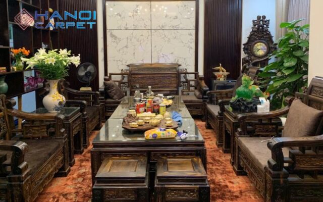 Tại sao nên sử dụng thảm lót ghế gỗ phòng khách?