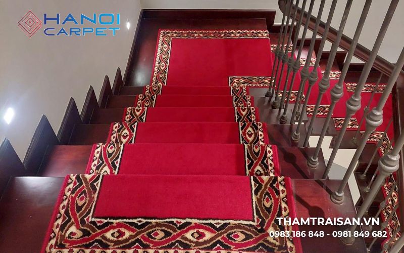 Lưu ý khi chọn mua và bảo dưỡng thảm trải cầu thang