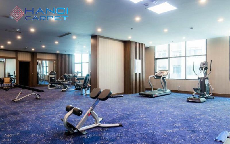 Vì sao cần chọn thảm trải sàn chuyên dụng cho phòng gym?