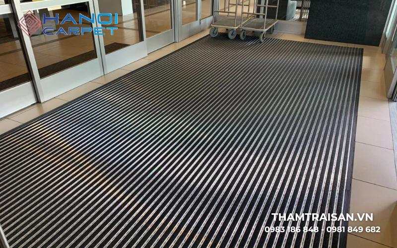 Ưu điểm nổi bật của thảm khung nhôm