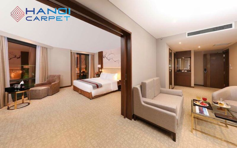 Thảm khách sạn màu be nhạt