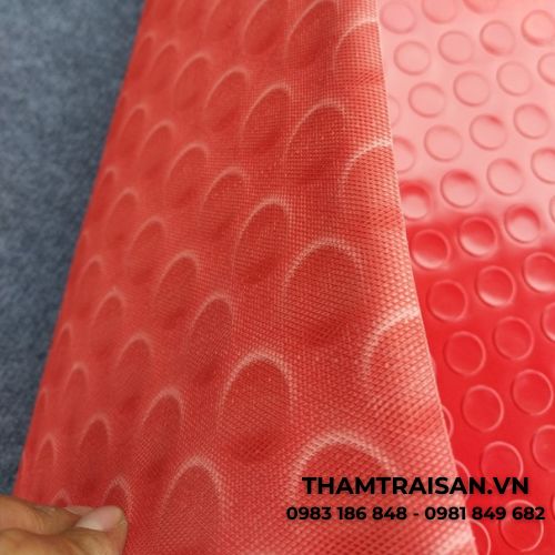 Mặt dưới của thảm nhựa đồng tiền