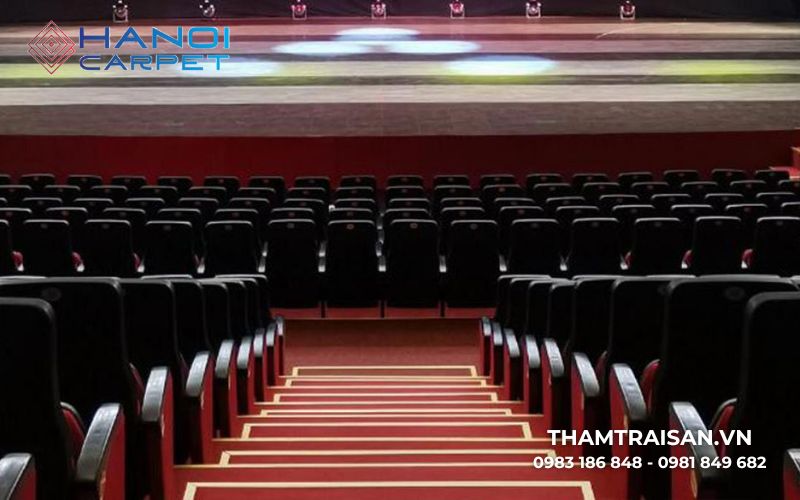 Thảm dẫn tại phòng hòa nhạc
