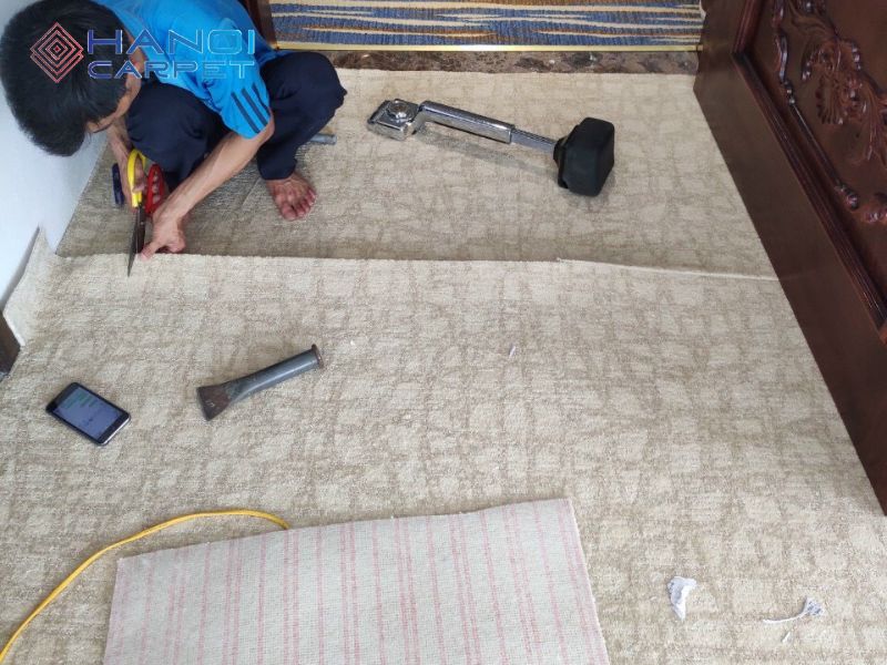 Đo đạc và cắt thảm chính xác theo kích thước
