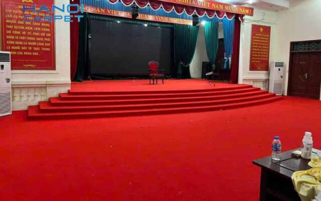giá thảm sân khấu hội trường