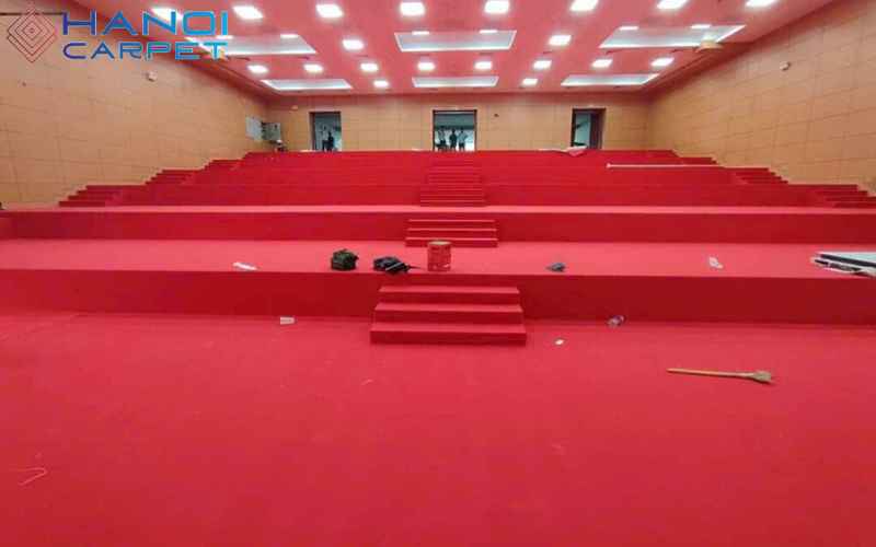 Quy trình thi công thảm sân khấu hội trường chuyên nghiệp