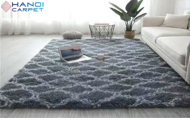 Có nên dùng thảm lông phòng khách? Lợi ích và nhược điểm