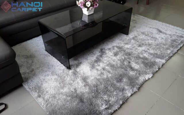 Có nên dùng thảm lông phòng khách