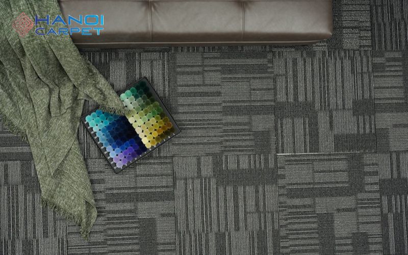 Thảm tấm kẻ xám ghi