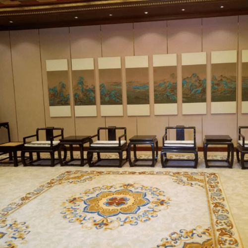 Ảnh thực tế thảm len dệt thủ công đỏ kem phối