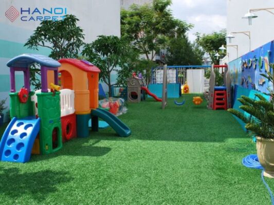 Thảm cỏ nhân tạo cho trường mầm non