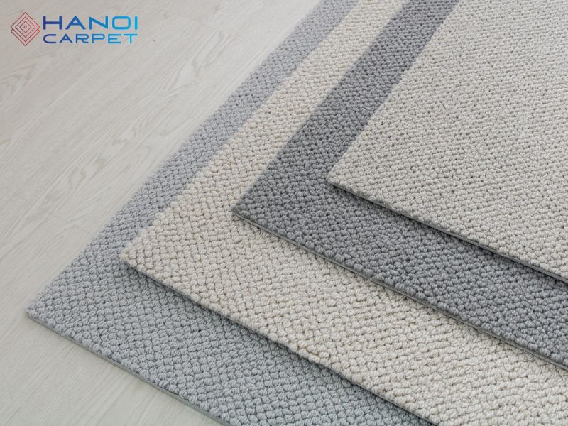 Bề mặt thảm êm ái, tạo cảm giác thoải mái