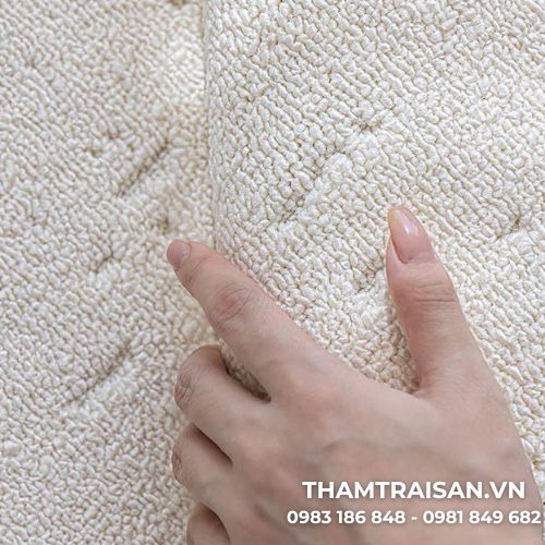 Thảm được dệt bằng chất liệu gì