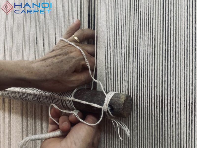 Kỹ thuật dệt thảm thủ công truyền thống được mọi người ưa chuộng