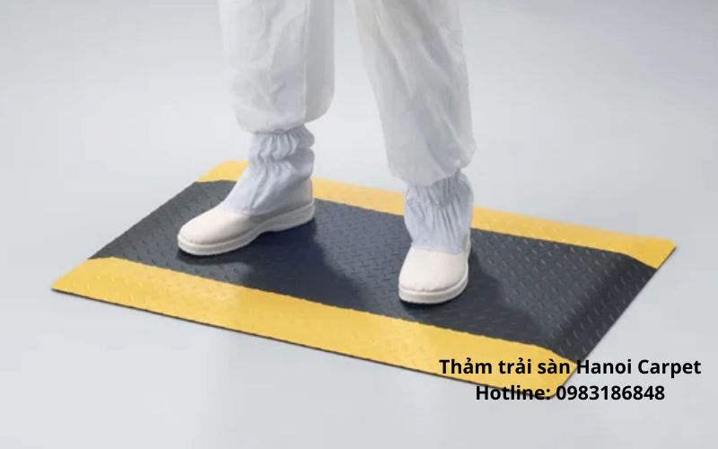 Thảm chống mỏi chân trong nhà máy