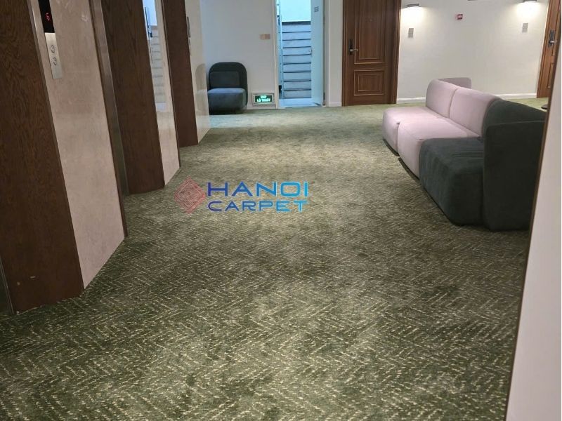 thi công thảm hành lang Nylon 1200gr tại khách sạn Signature by M Village The Central Đà Lạt