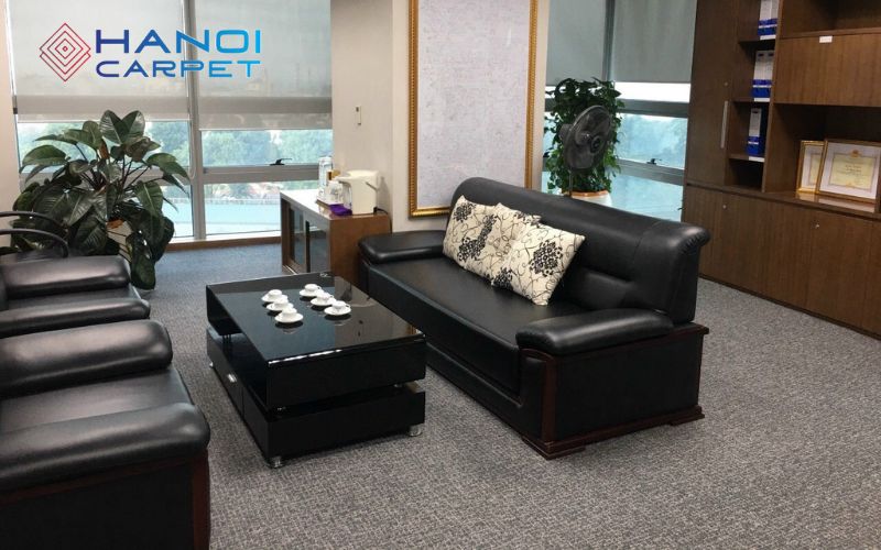 Ưu điểm nổi bật của thảm trải sàn màu xám