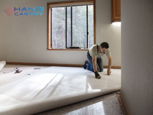Thi công thảm cuộn