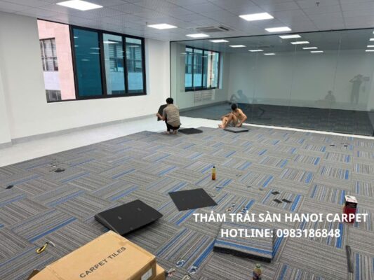 Lắp đặt thảm tấm cho văn phòng